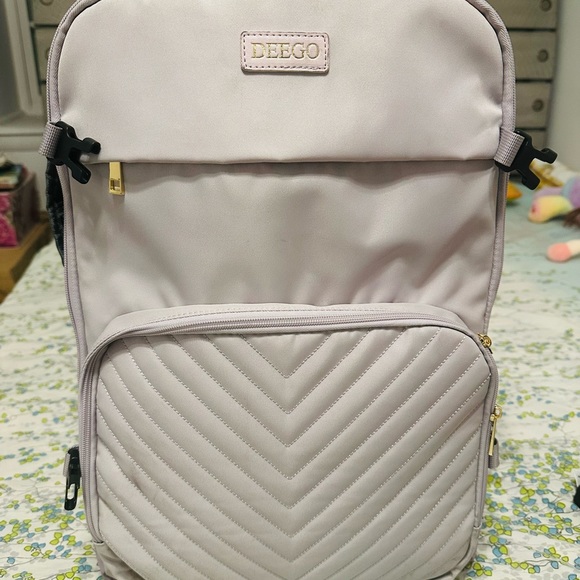 Carryon / backpack / airport small  luggage - Picture 8 of 10